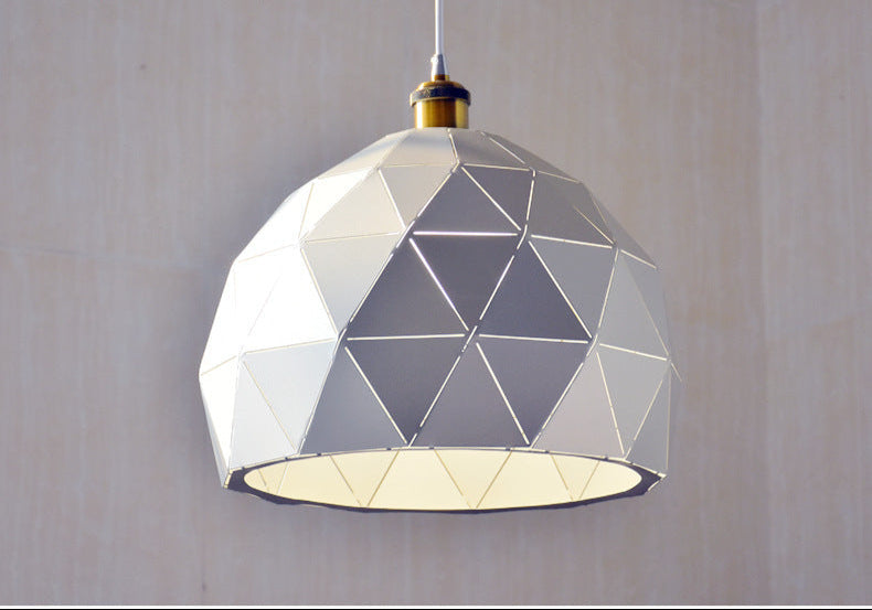 Modern pendel lampa i järn